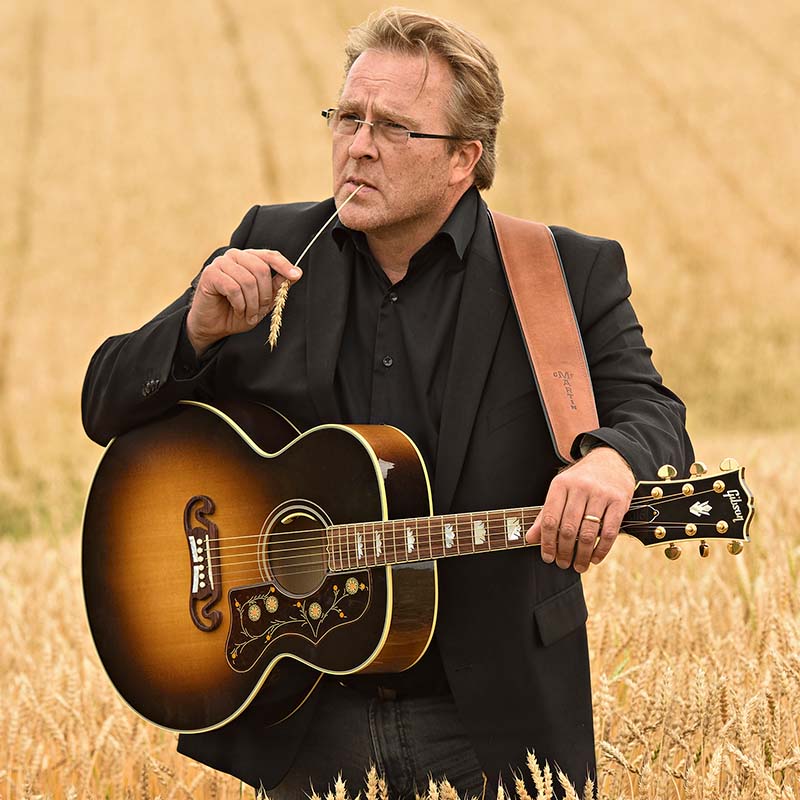 Joel Hallikainen & Herrasmiehet